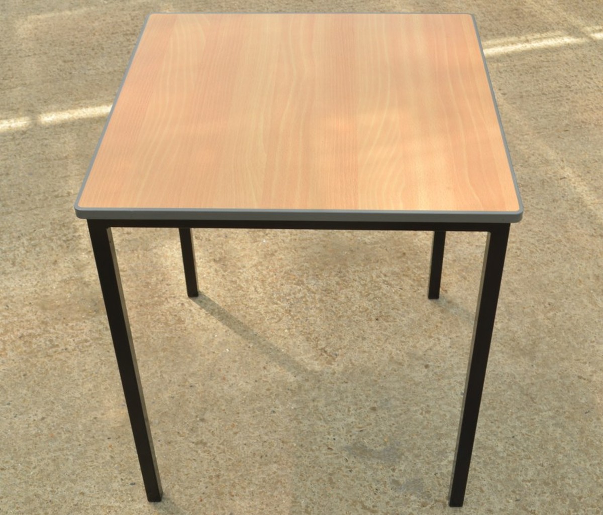 Secondhand Chairs and Tables Office Furniture 40 Square Tables