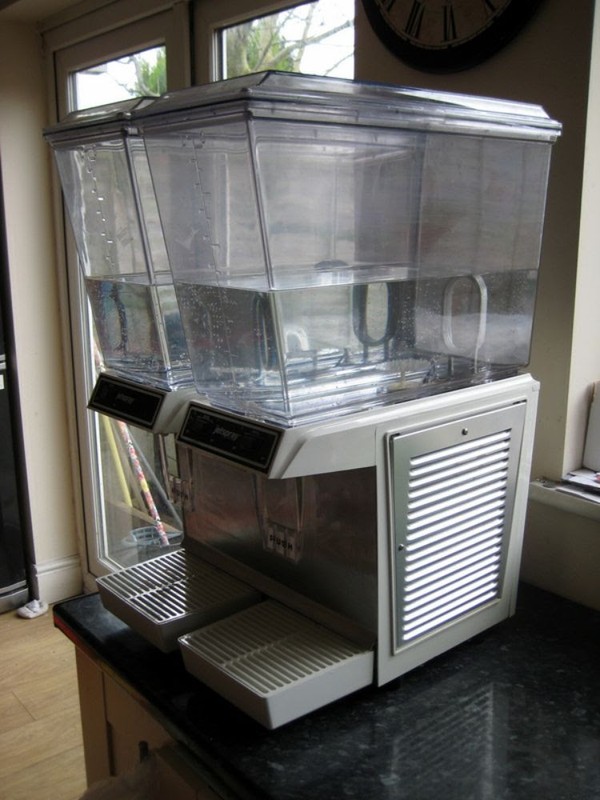 Secondhand Catering Equipment Juicers and Smoothie Makers Cornelius