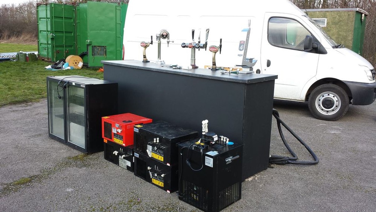 Profitable Business For Sale Bars and Pubs Mobile Bar Business Set