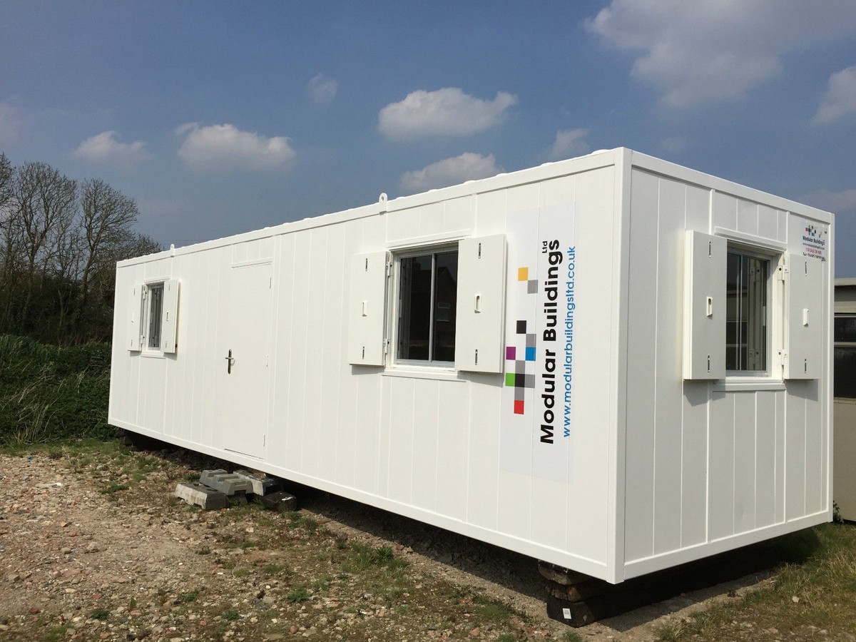 Secondhand Plant Tools and Equipment Site 32 x 10