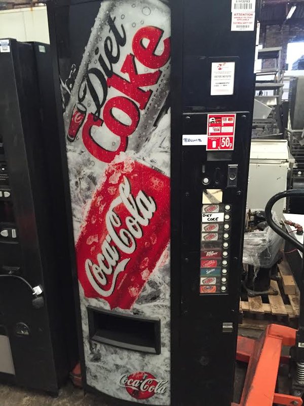 Secondhand Catering Equipment Drinks Vending Machines