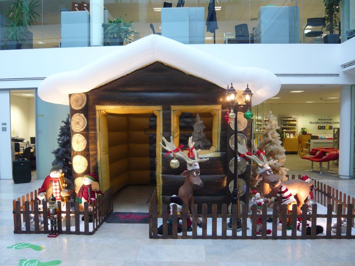 Secondhand Prop Shop Christmas Versatile Inflatable Christmas