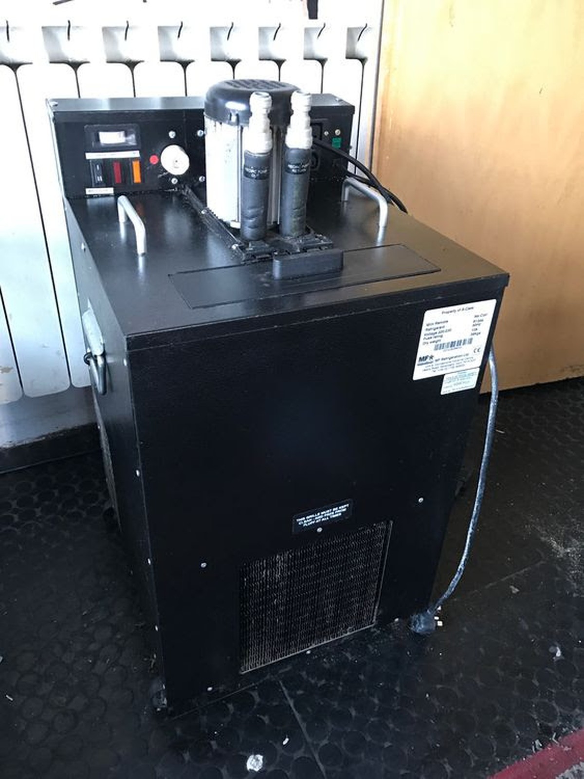 Secondhand Pub Equipment Beer Coolers Cask Ale Cooling Jackets and