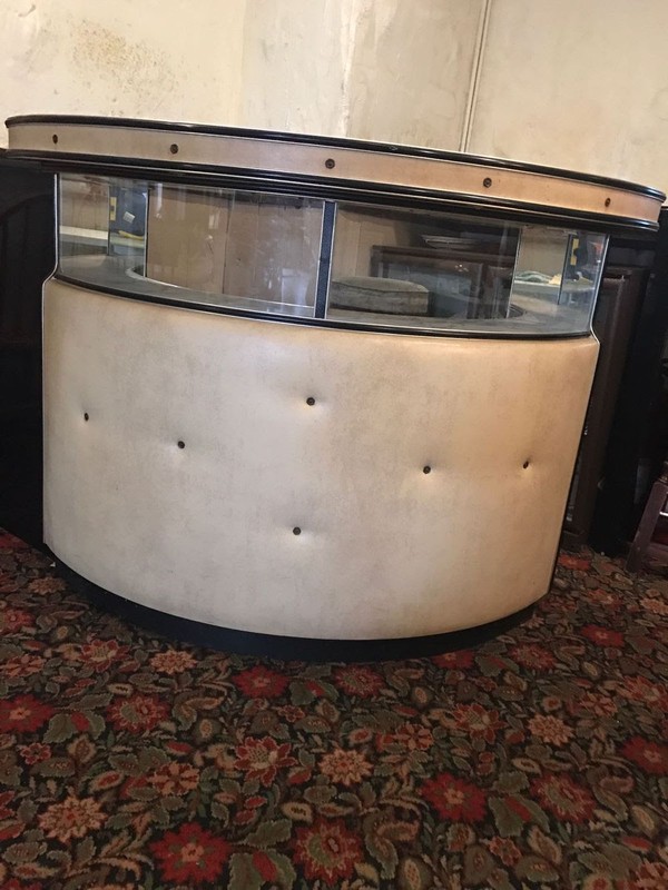 Secondhand Vintage and Reclaimed Bar and Pub