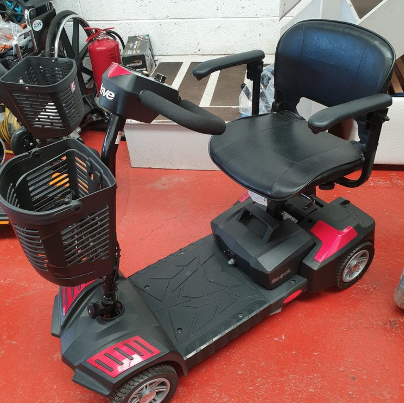 Secondhand Mobility Scooters Mobility Equipment Roma Solva 4 MPH