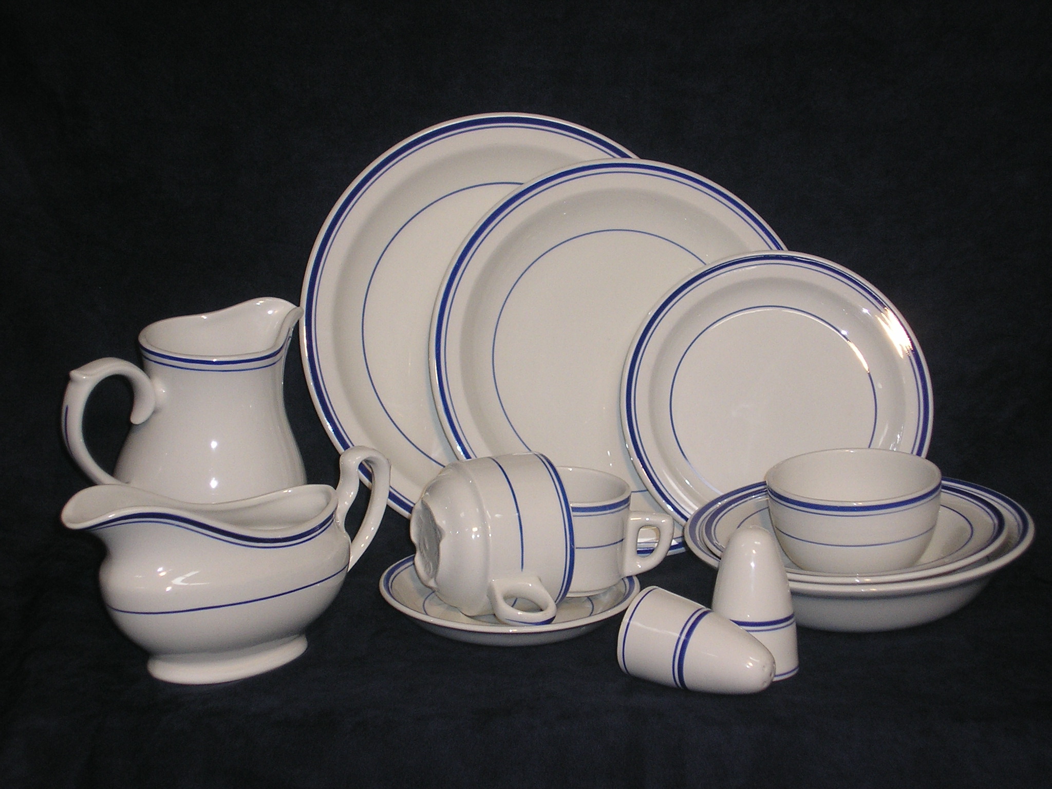 used restaurant plates for sale