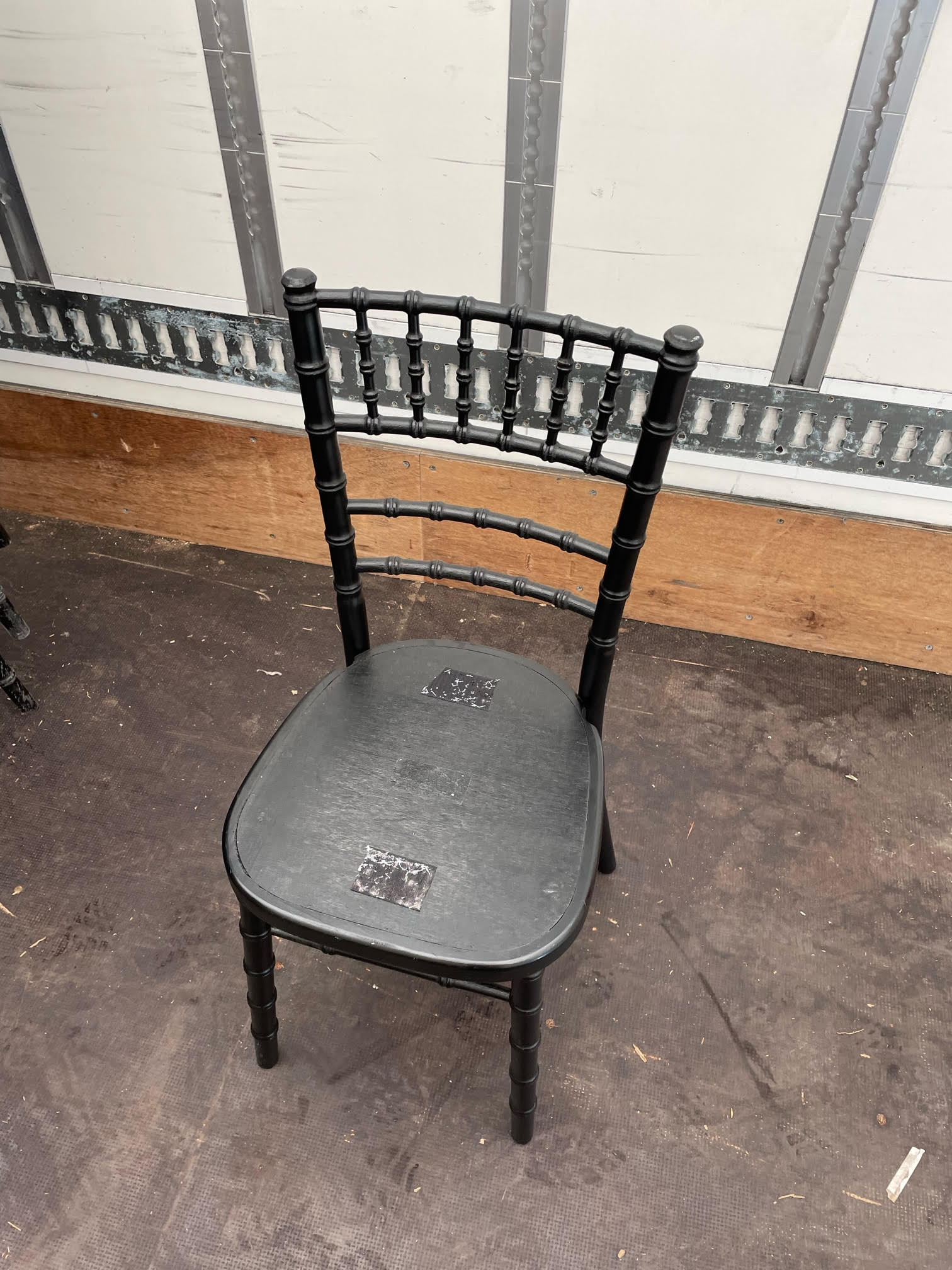 second hand chiavari chairs