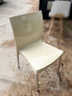 Stacking out door chairs