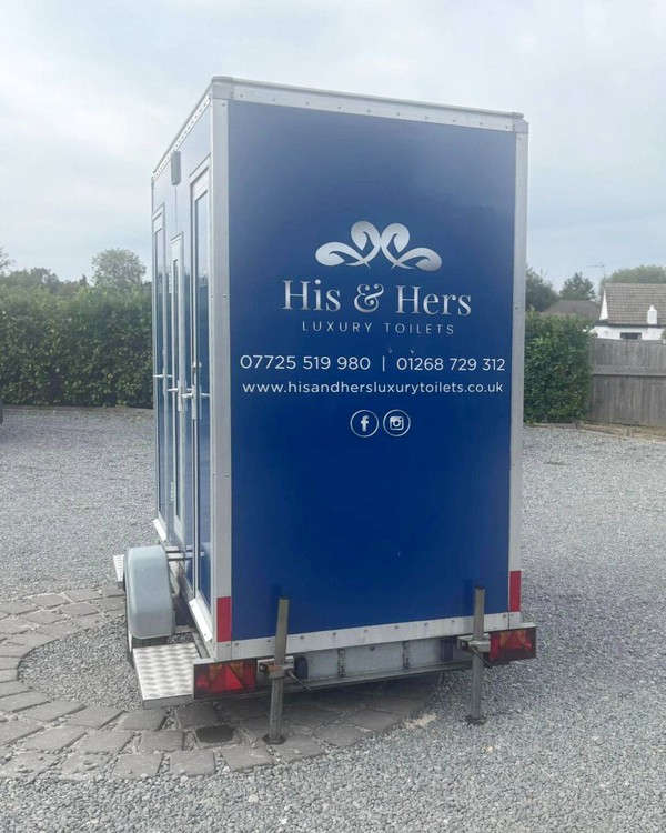 Toilet trailer 1 + 1 battery or mains