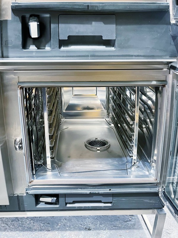 Rational 3 phase oven
