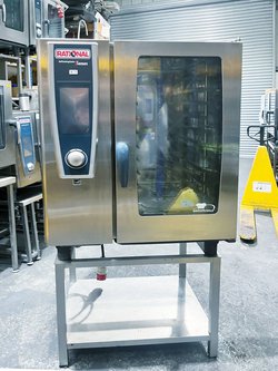 Rational SCC WE 101 with a stand