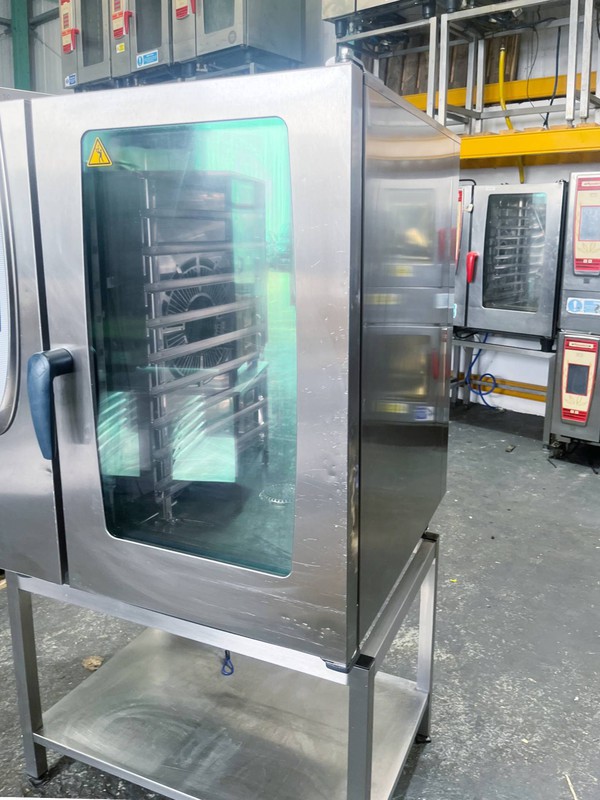 3 phase Rational SCC 101 E 10 Grid Combi Oven