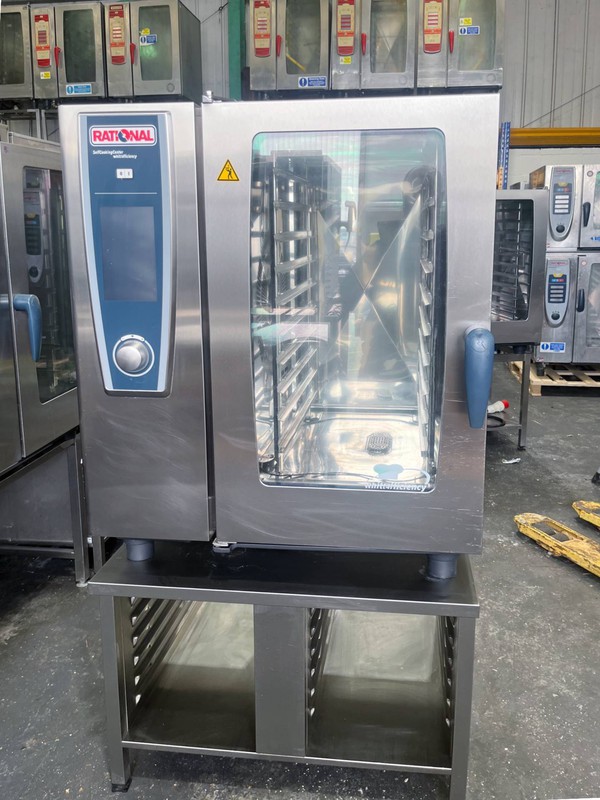 Rational SCC WE 101 G 10 Grid Combi Oven on stand