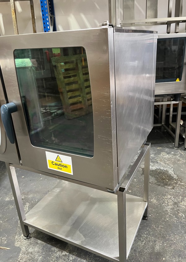 Used 6 Grid Gas Oven