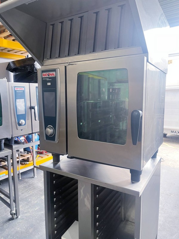 Rational SCC WE 61E with Ultravent hood