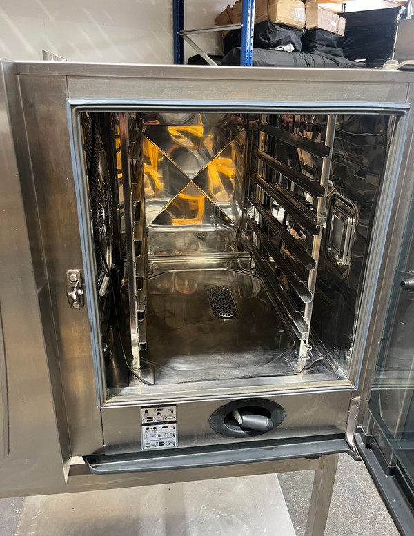 Rational 6 Grid Oven