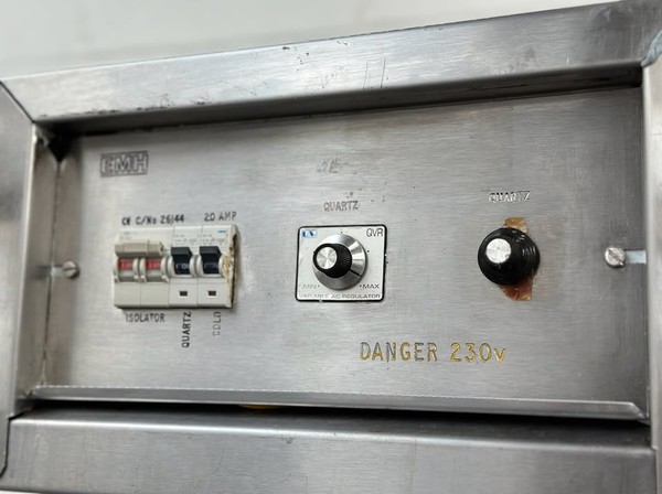 Commercial 3 Teir Heated Gantry