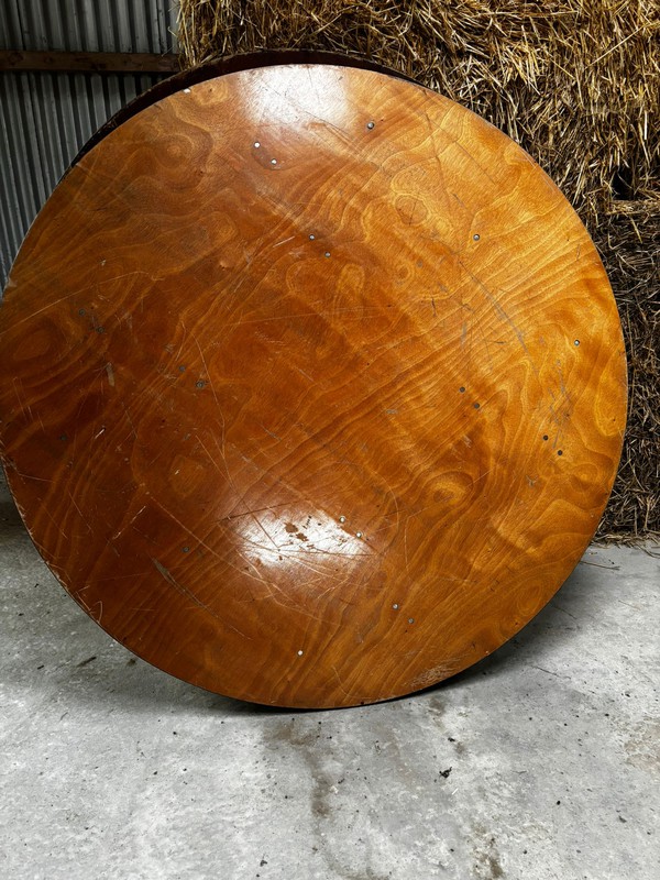 5ft round table with stacking batons 5ft round table with stacking batons