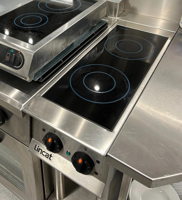 Secondhand Lincat Opus 800 OE8013 2 Zone Induction Hob with Stand For Sale
