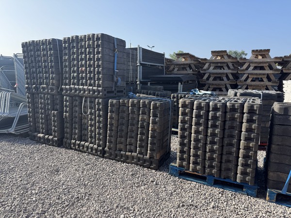 Secondhand ZND 3V Heras Fencing For Sale