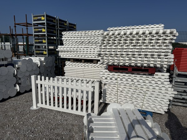 Secondhand Professional Rental Spec Picket Fence For Sale