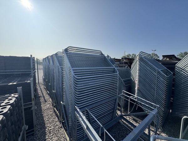 Secondhand Met Barrier For Sale