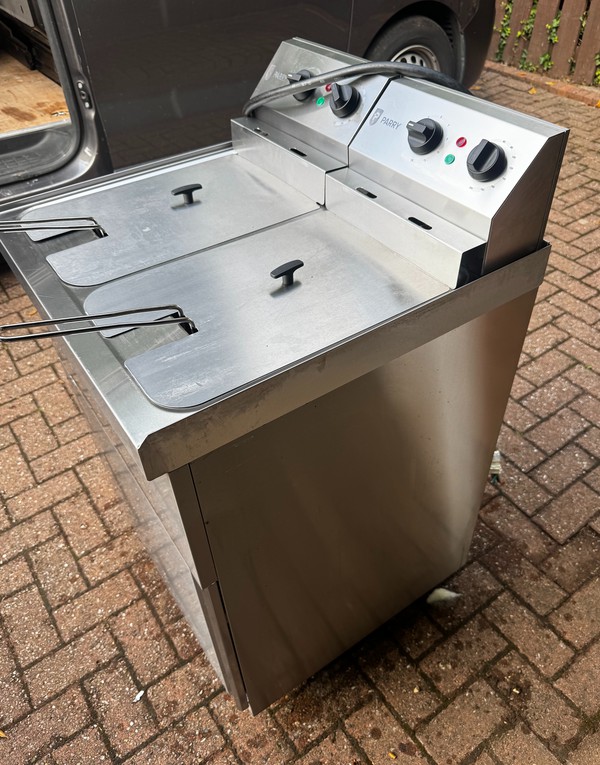 Secondhand Parry Electric Fryer