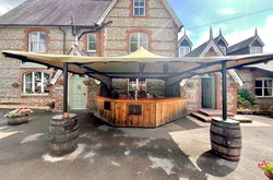 Outdoor Bar Counter For Sale