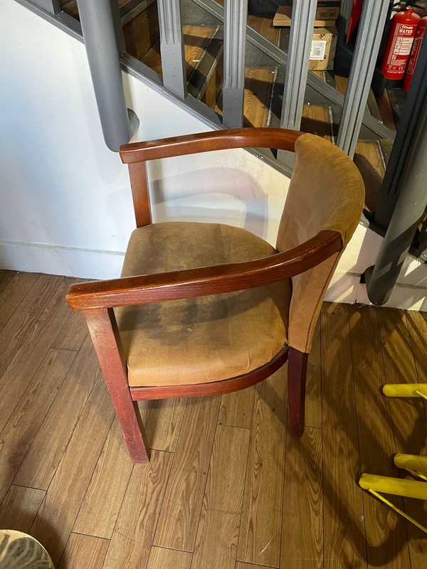 Pub chairs with arms