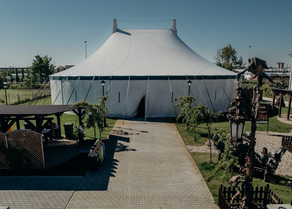 Secondhand Circus Tent Complex