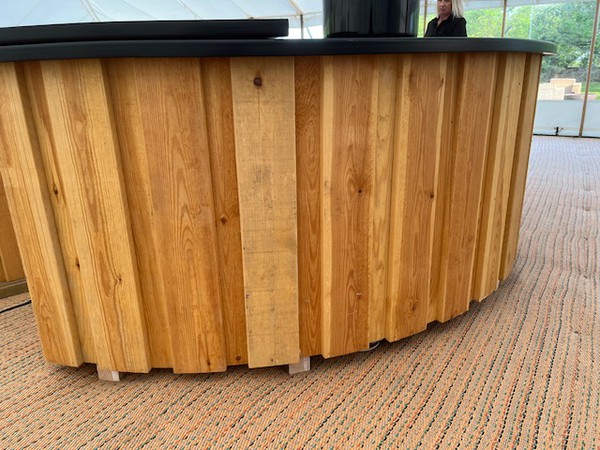Rustic round bar unit