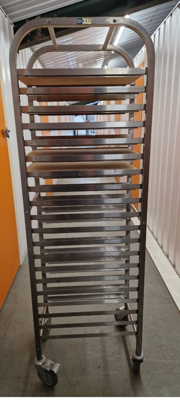 Clearing trolley / tray rack