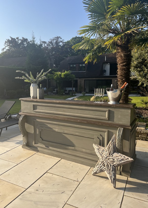 Secondhand Unique Mobile Bar For Sale