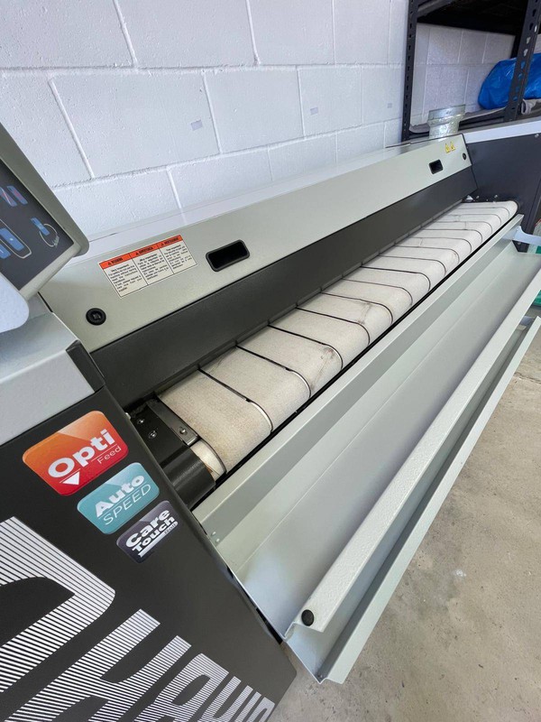 Second hand Girbau PB3215 ironer
