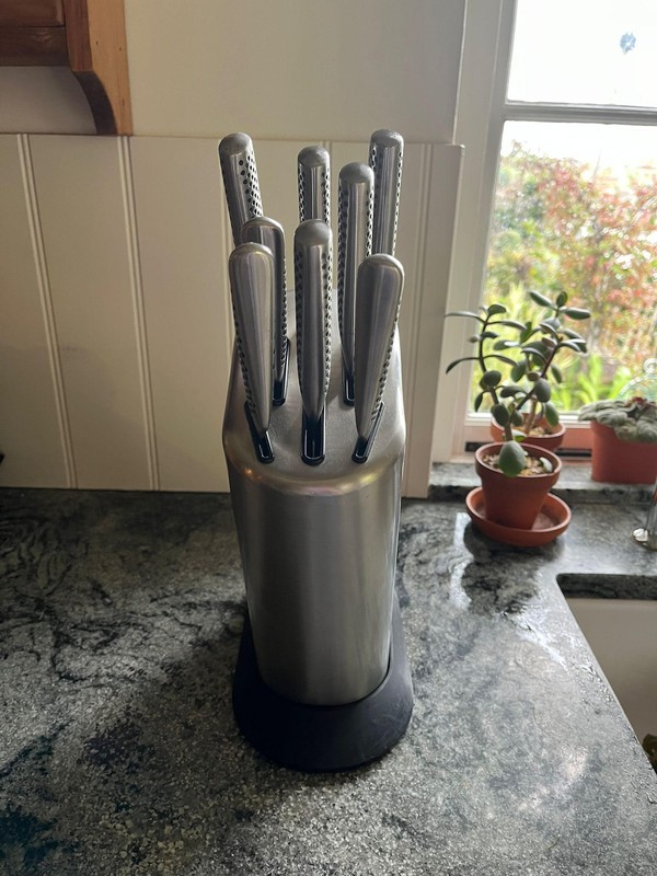 Chef's Kitchen Knives And Block