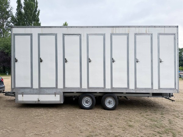 Large toilet trailer for sale