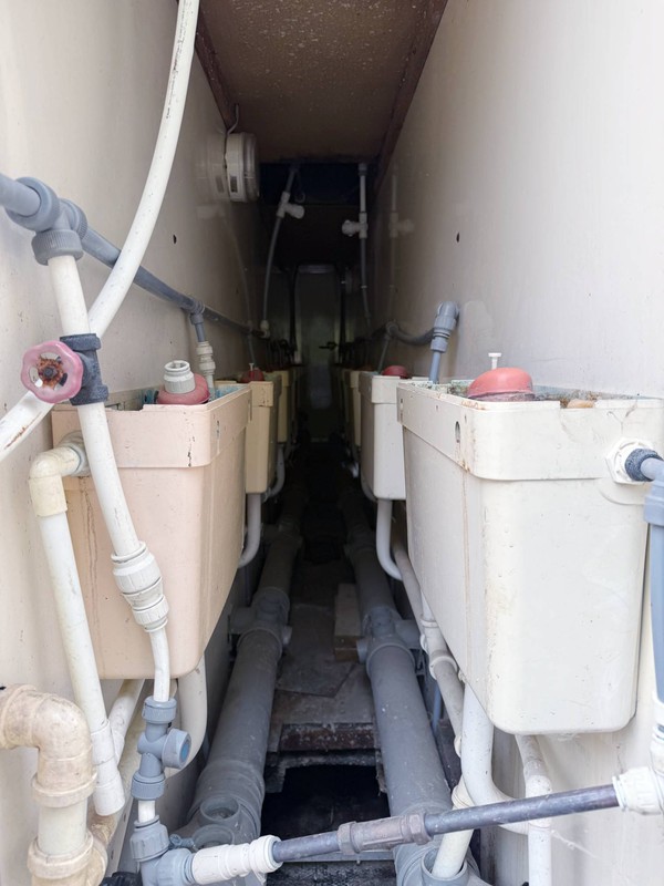 Service cupboard