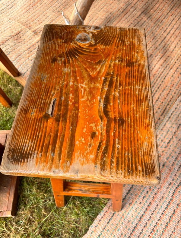 20x Wooden Poseur Tables