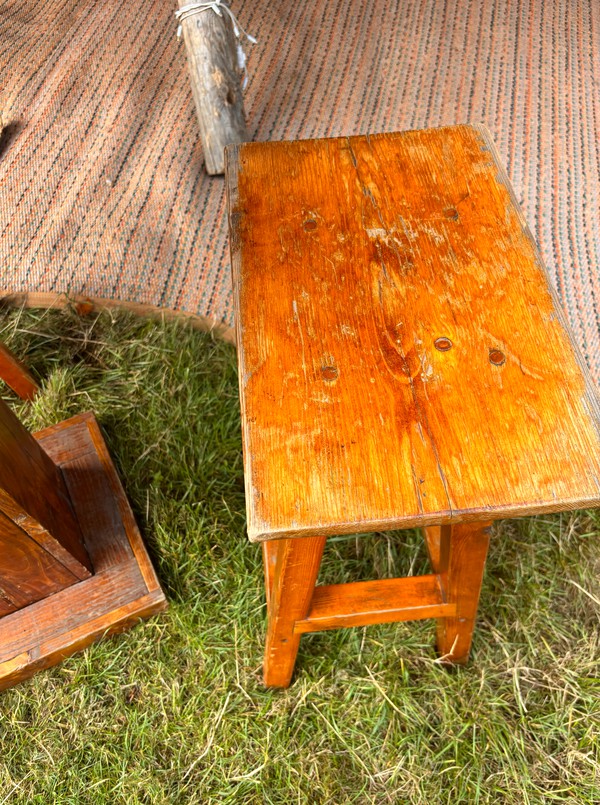 Poseur Tables For Sale