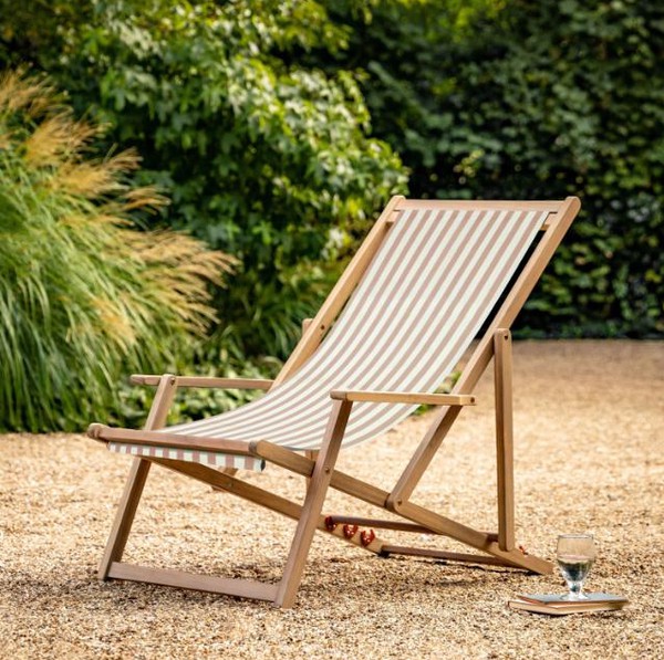 8x Deck Chairs