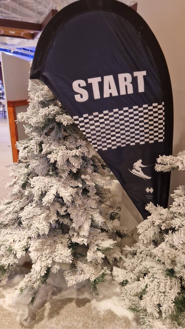 Black run start flag