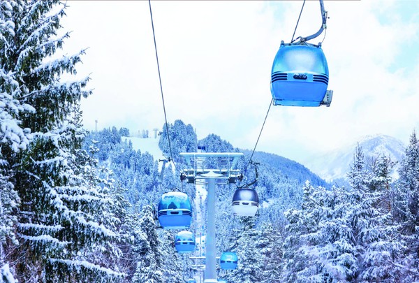 Cable Car Ski Lift Props