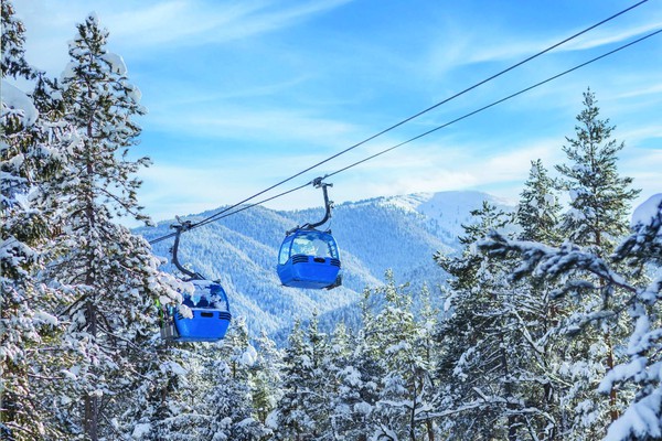 Snow / ski lift backdrop