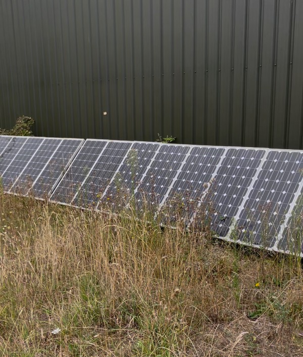 20x 100w Solar panels (2kWp )