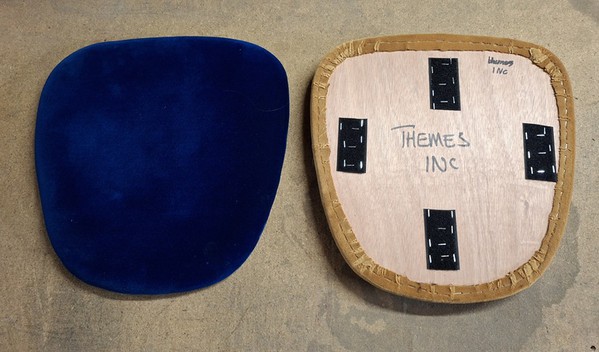 Banqueting chair seat pads