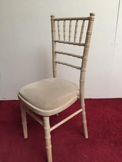 Secondhand Limewash Chiavari Chairs For Sale