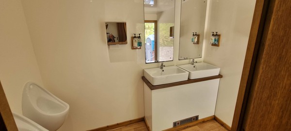 Luxury Toilet Trailer For Sale