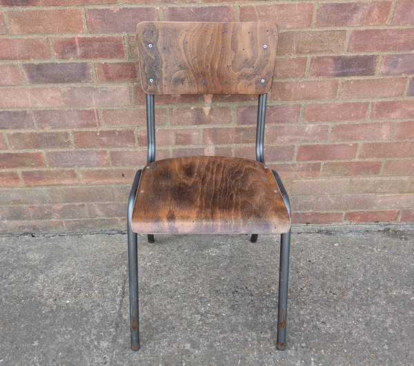 50x Metal Frame Wood Seat Chairs