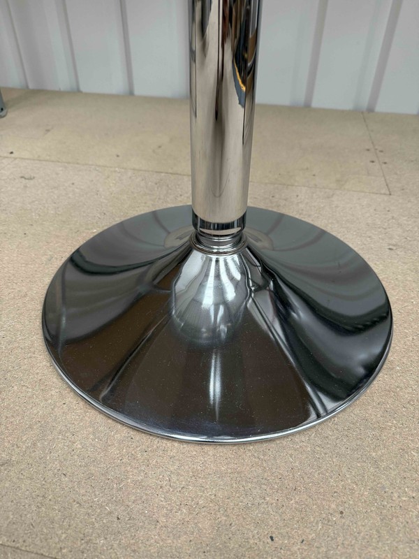 Used Glass Coffee Tables
