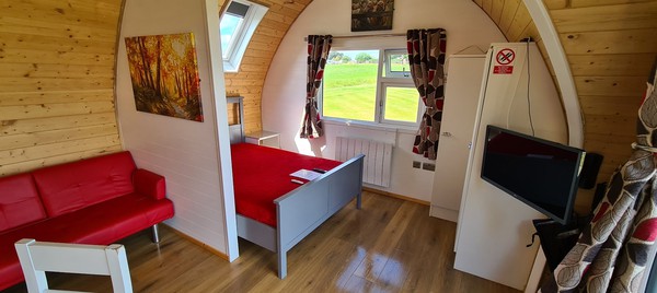 Secondhand Glamping Pod